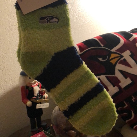 Seattle Seahawks NFL socks - Picture 3 of 4